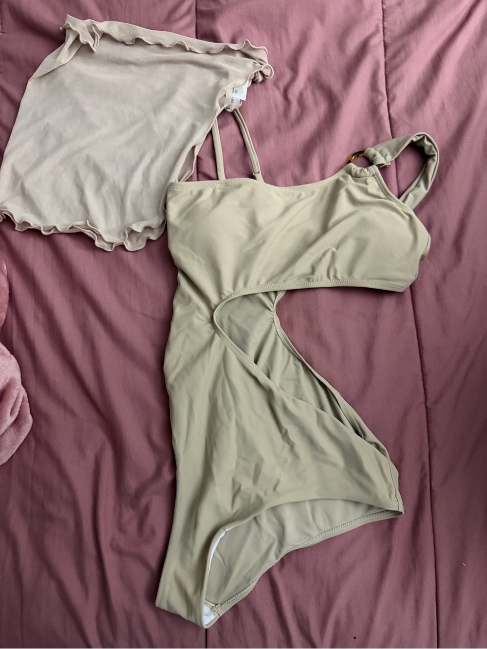 Cutout One-Piece Swimsuit in khaki